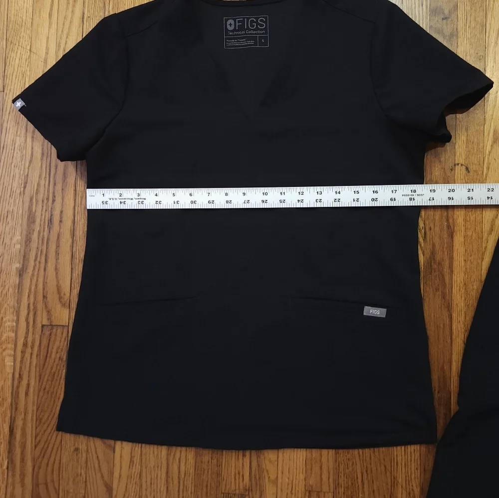 Figs Womens Scrub set Kade Pants Size M/ P Casma Top Size S Black - Picture 7 of 10